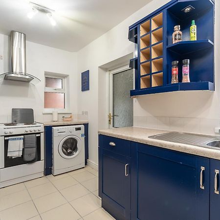 J's FrEsH Newly RefurB 2 Bedroom Garden Parking Kingston upon Hull Buitenkant foto