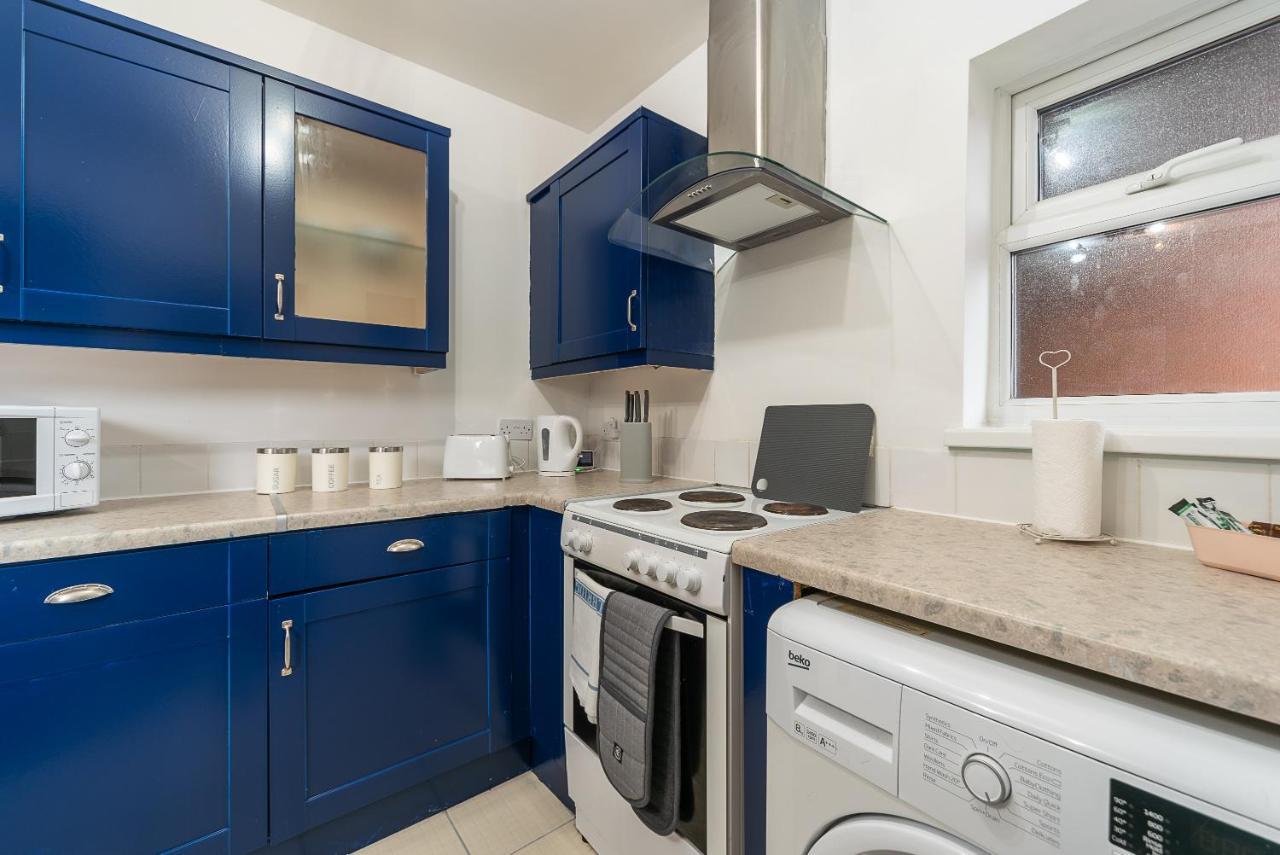 J's FrEsH Newly RefurB 2 Bedroom Garden Parking Kingston upon Hull Buitenkant foto