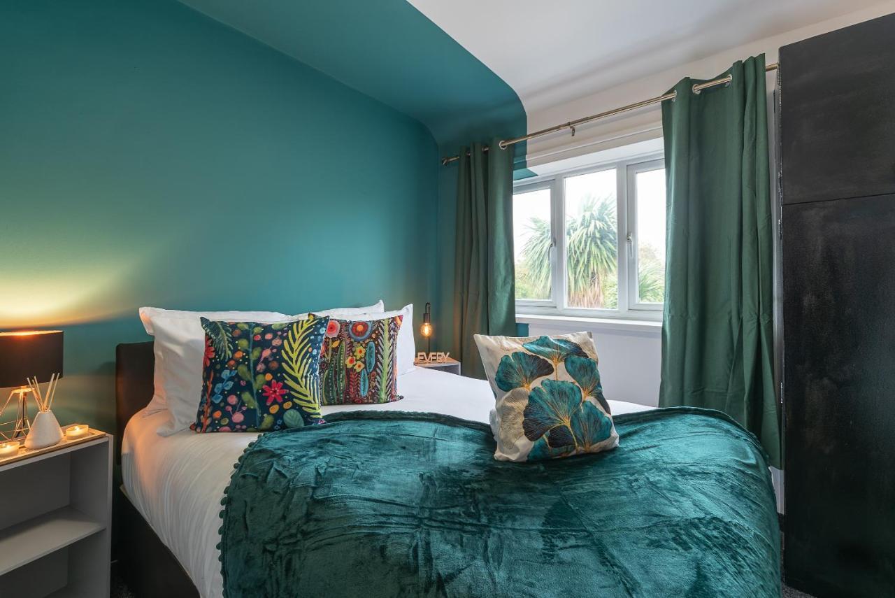 J's FrEsH Newly RefurB 2 Bedroom Garden Parking Kingston upon Hull Buitenkant foto